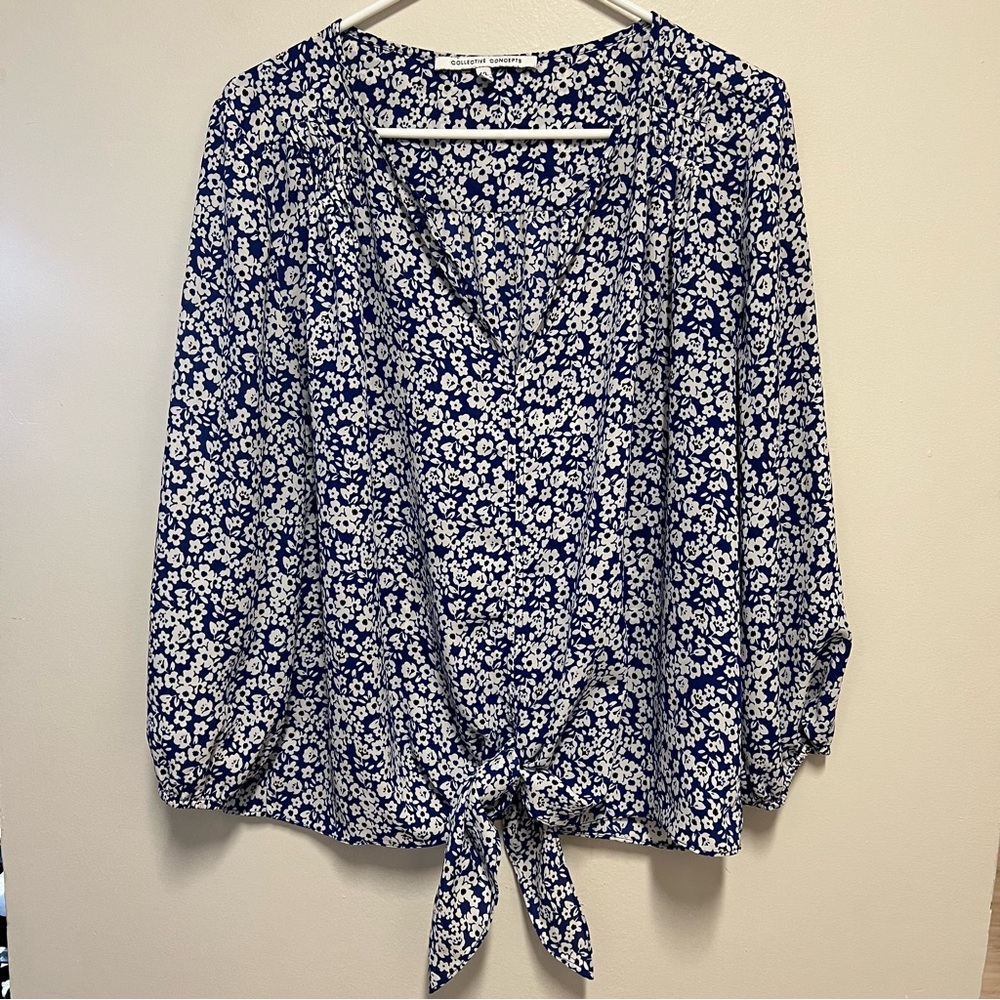 Floral Blue and White Women's Top